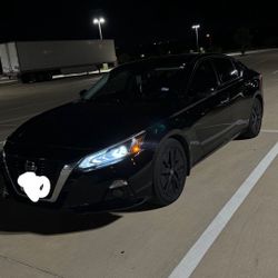 Nissan Altima Sv 2019