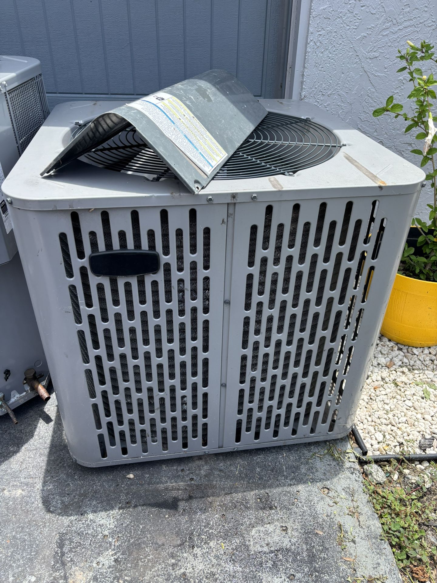 Heat Pump 2.5 Ton Condenser