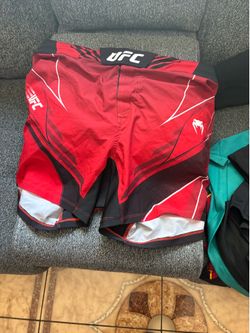 UFC Venum Fight Shorts MMA Training Shorts XL