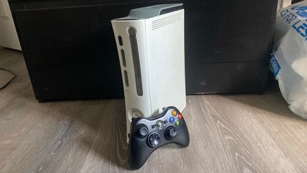 Cleaned and tested Xbox 360 with new thermal paste