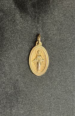Retired 14k Yellow Gold Virgin Mary Charm/Pendant
