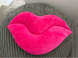 Large pink lips pillow