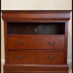 Wooden Dresser 