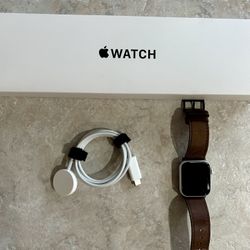 Apple Watch SE (1st Gen)