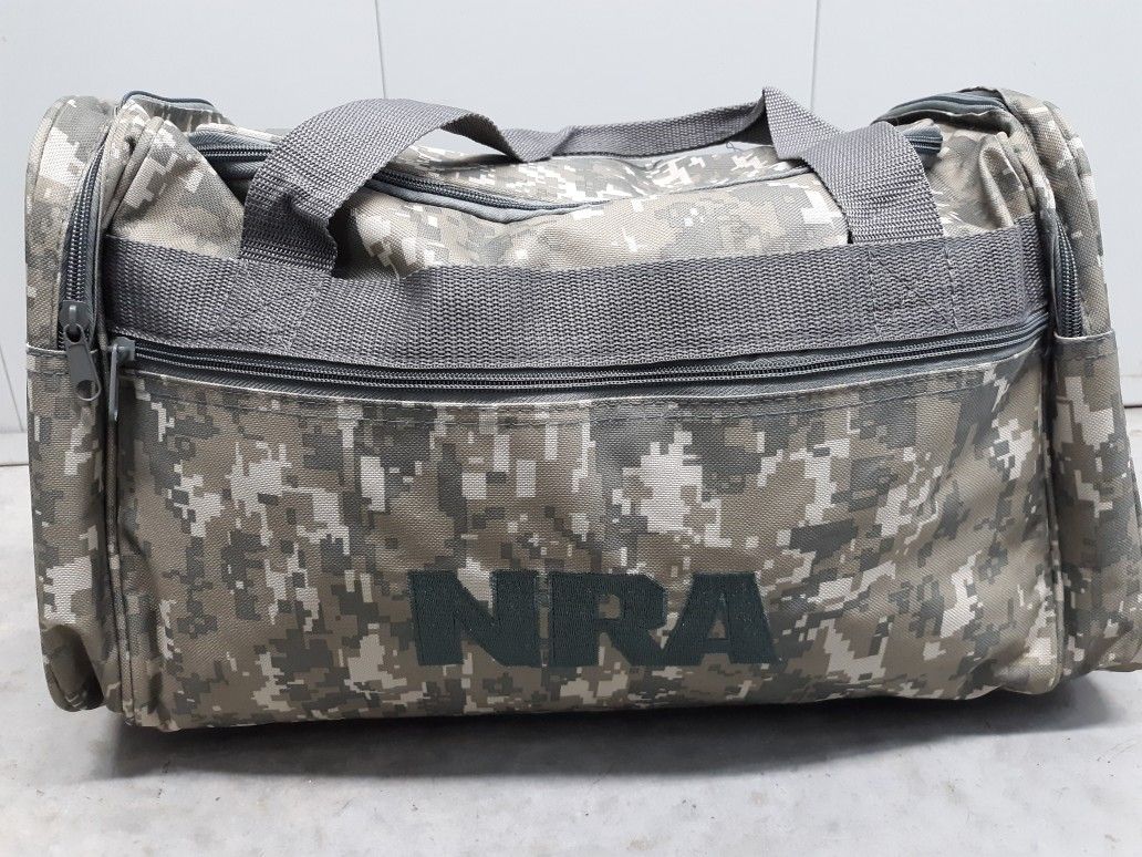 NRA CAMO Duffle bag Military Travel Camping Hunting . New w/o Tags for