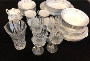 Nor take Dinnerware Set 