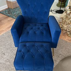 Velvet Chair With Ottoman 