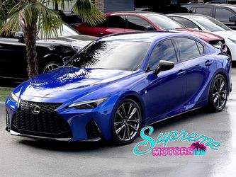 2021 Lexus IS