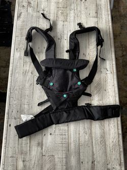 Baby carrier Brand infantino 