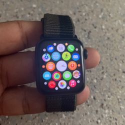 Apple Watch 