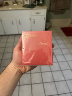 Baccarat colonge 2.4 fl oz