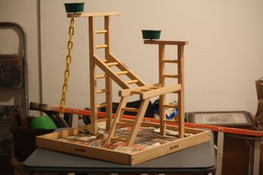 Bird play structure