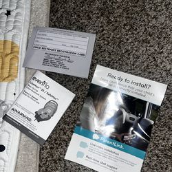 BRAND NEW MODERN EVENFLO CARSEAT