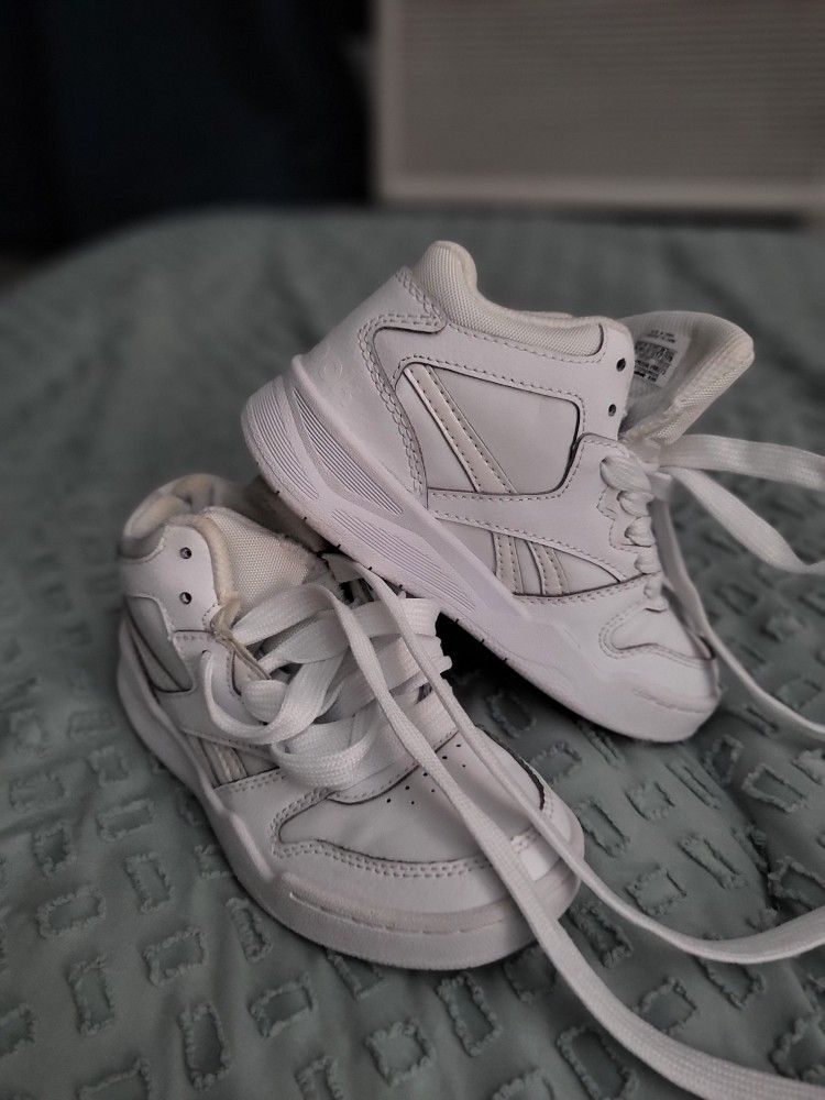 Boy Reebok $5