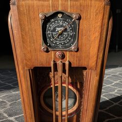 Zenith Radio Corp - 1936 Tube Radio