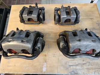 G35 Brake Calipers
