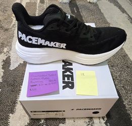 Pacemaker Speed Carbon Plate Running Shoes