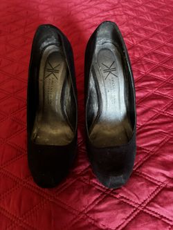 Kardashian Kollection Black Stiletto Heels Women's Size 6