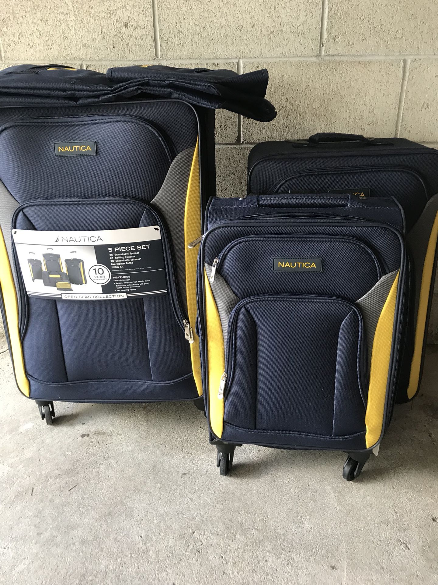 Luggage Set 3 Pieces for Sale in San Diego, CA - OfferUp