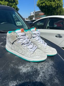 2015 “Flamingo” SB Dunks