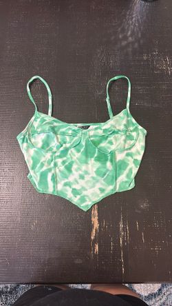 Green Crop Top 