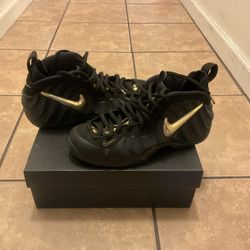 Nike Air Foamposite Pro Black Metallic Gold