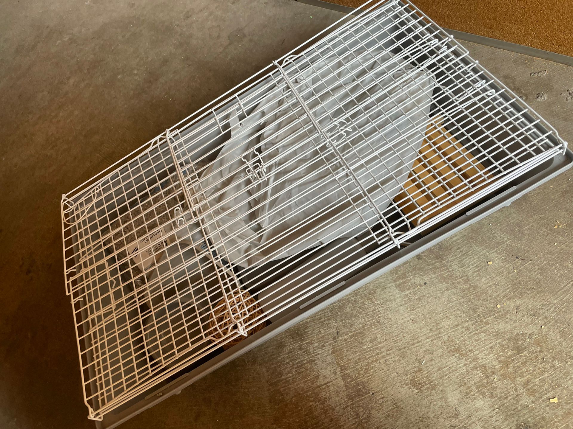 Small Animal Cage And Supplies 