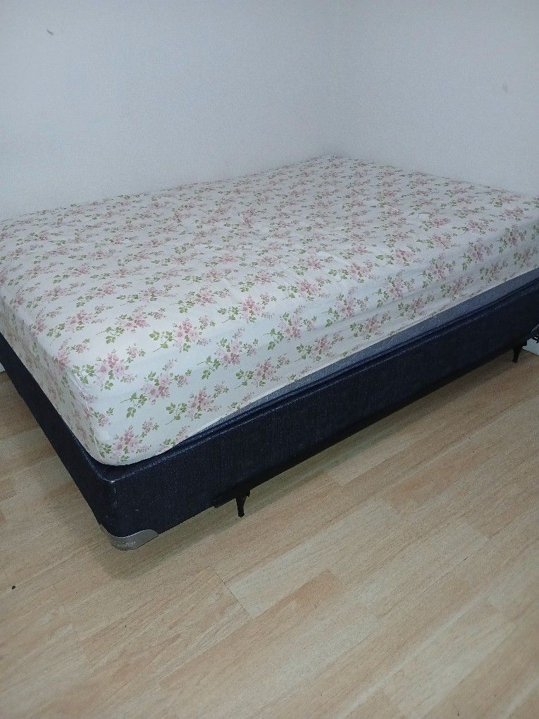 Full Bed