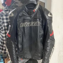 Dainese Men’s Leather Motorcycle Jacket 