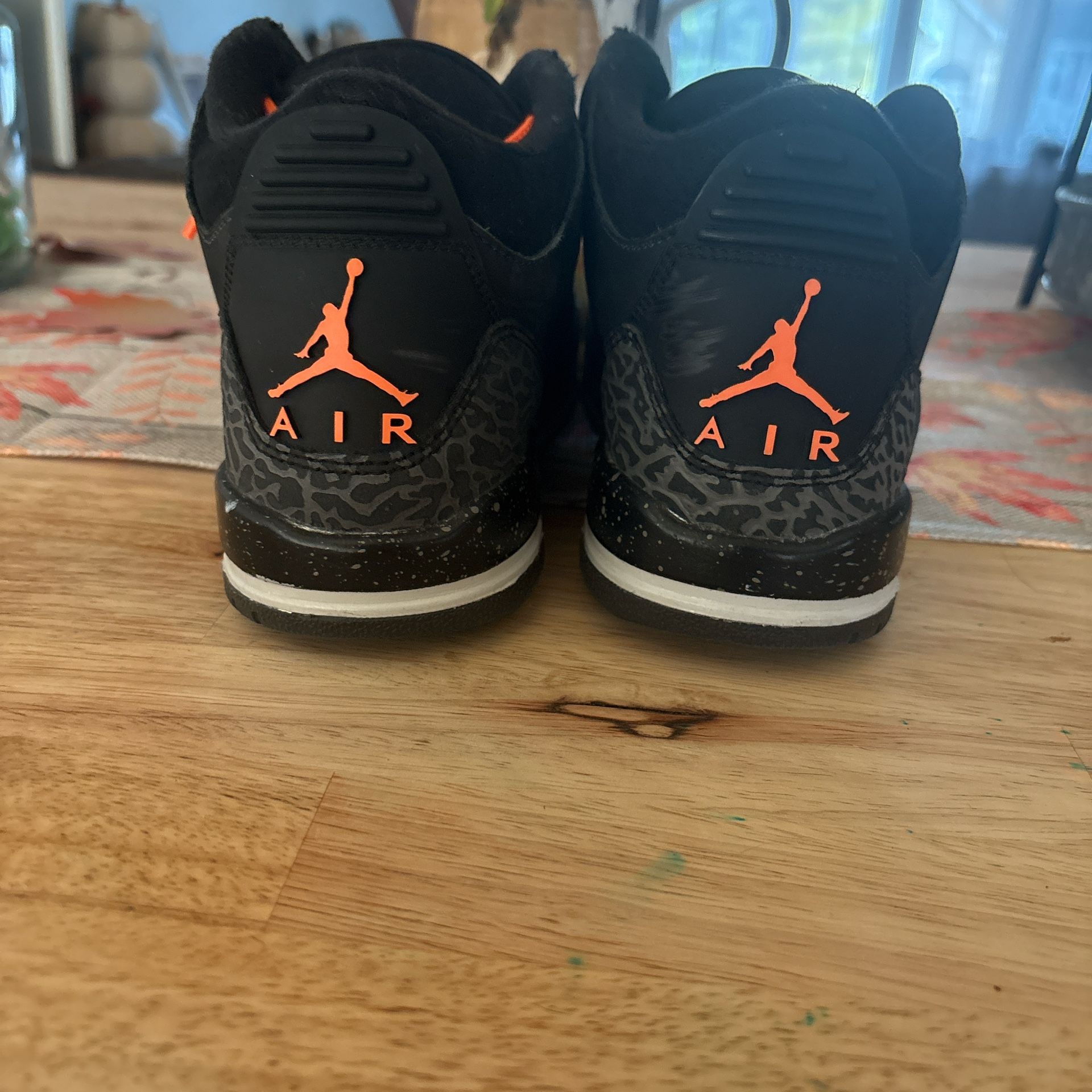 Jordan 3s
