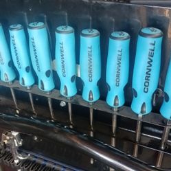 Cornwell Screw Driver Set