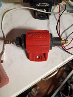 Edelbrock fuel pump