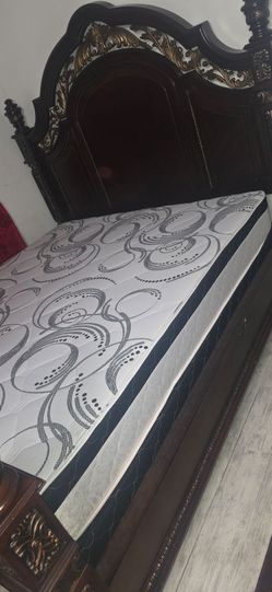 Set of cal king mattress and box springs