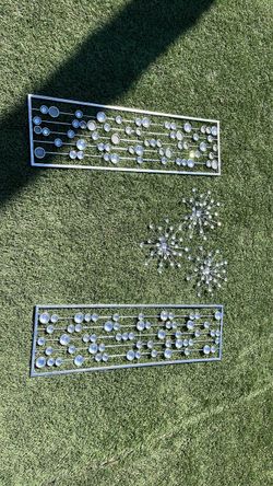Metal Wall Art Set with Glass Orbs – 3 Pieces