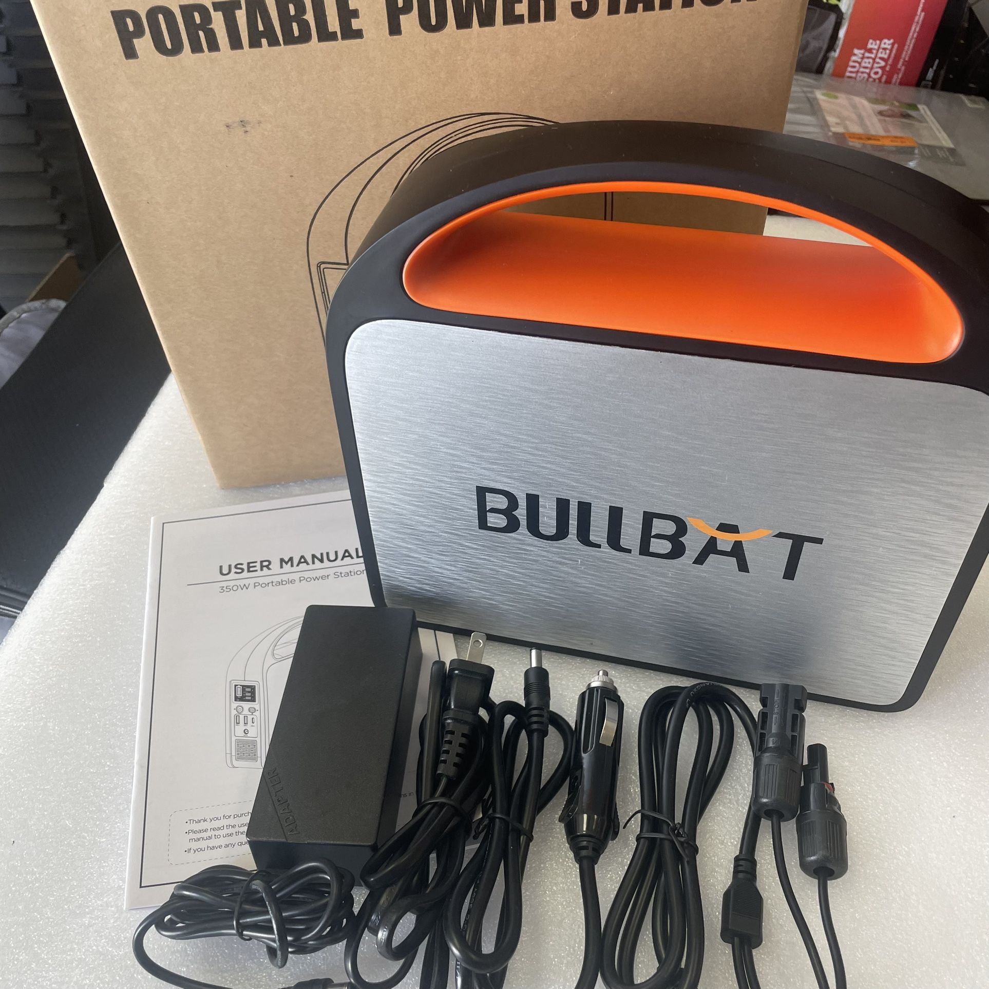 BULLBAT 350w Portable Power Station Powered Generator