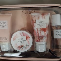 VS Gift Set New, With Case