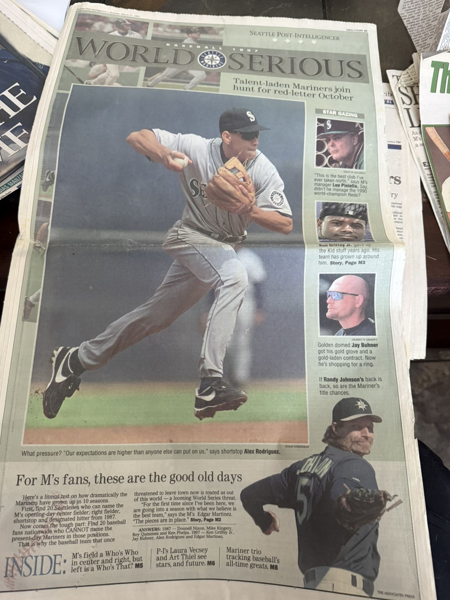 Seattle Mariners World Serious March 31,1997 pull Out Section