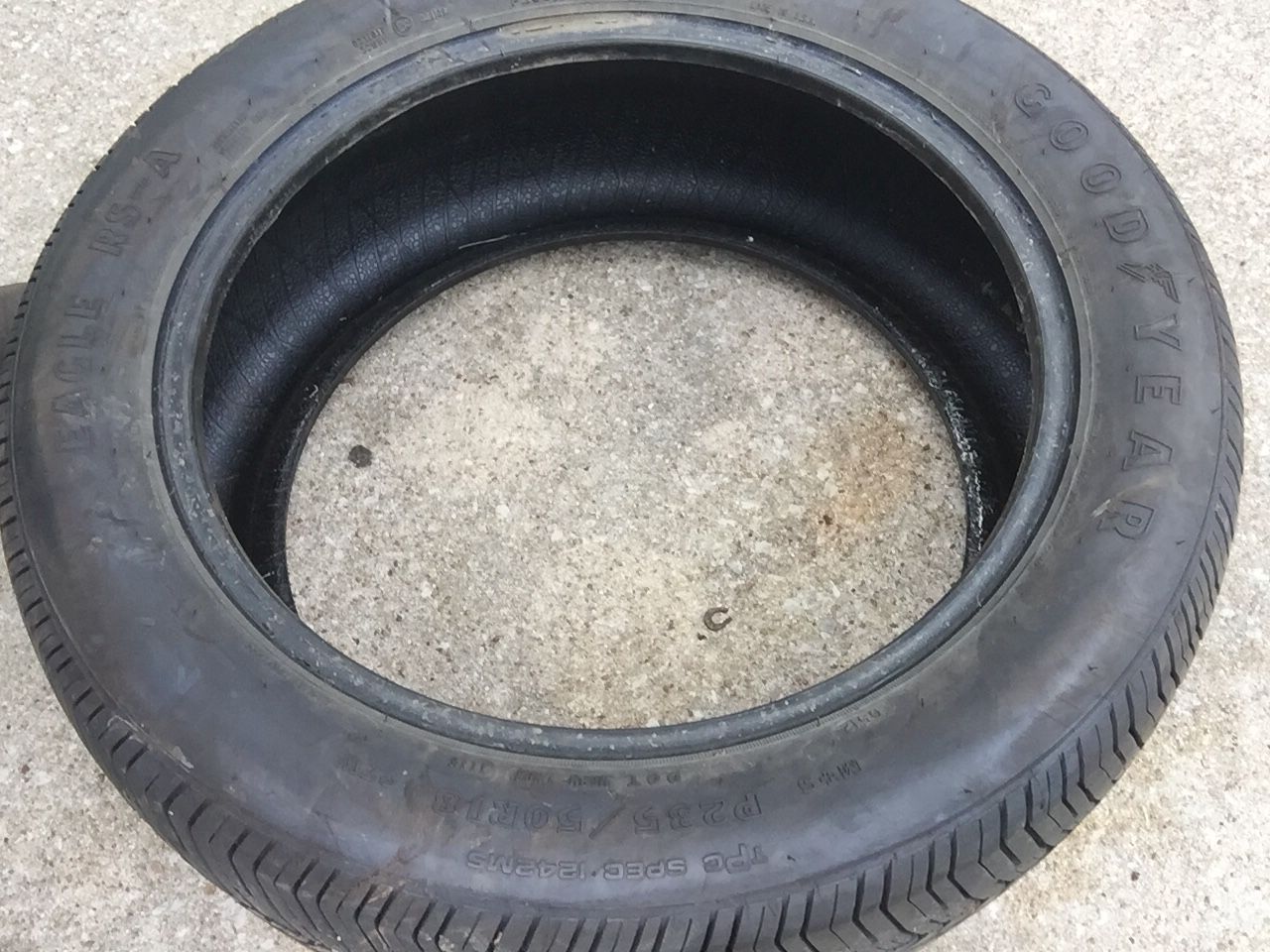 One Goodyear eagle RS-A 235/50R18