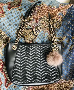 ❤️❤️❤️❤️ Cartera Nueva sin usar cómoda práctica!! Bag Brand New! With keychain Cartera Nueva sin usar comoda práctica con llavero !!Bag Brand New!