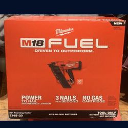 Milwaukee M18 FUEL 3-1/2 in. 18-Volt 30- Degree Lithium-lon Brushless Cordless Framing Nailer (Tool-Only)