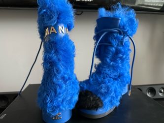 Chanel Shearling Boots – Size 36.5 – Never Worn