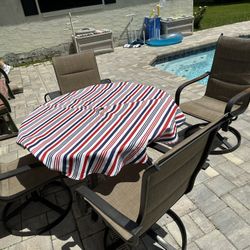 Patio Set - Table With 4 Chairs 