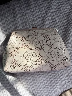 NEW Urban Expressions Petunia Vegan Leather Clutch