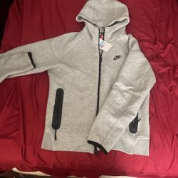 brand new Grey nike tech with tags