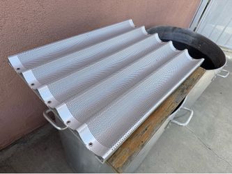 Commercial aluminum baguette pan 5 slots
