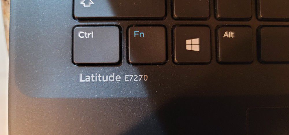 Dell Latitude Ultrabook E7270 