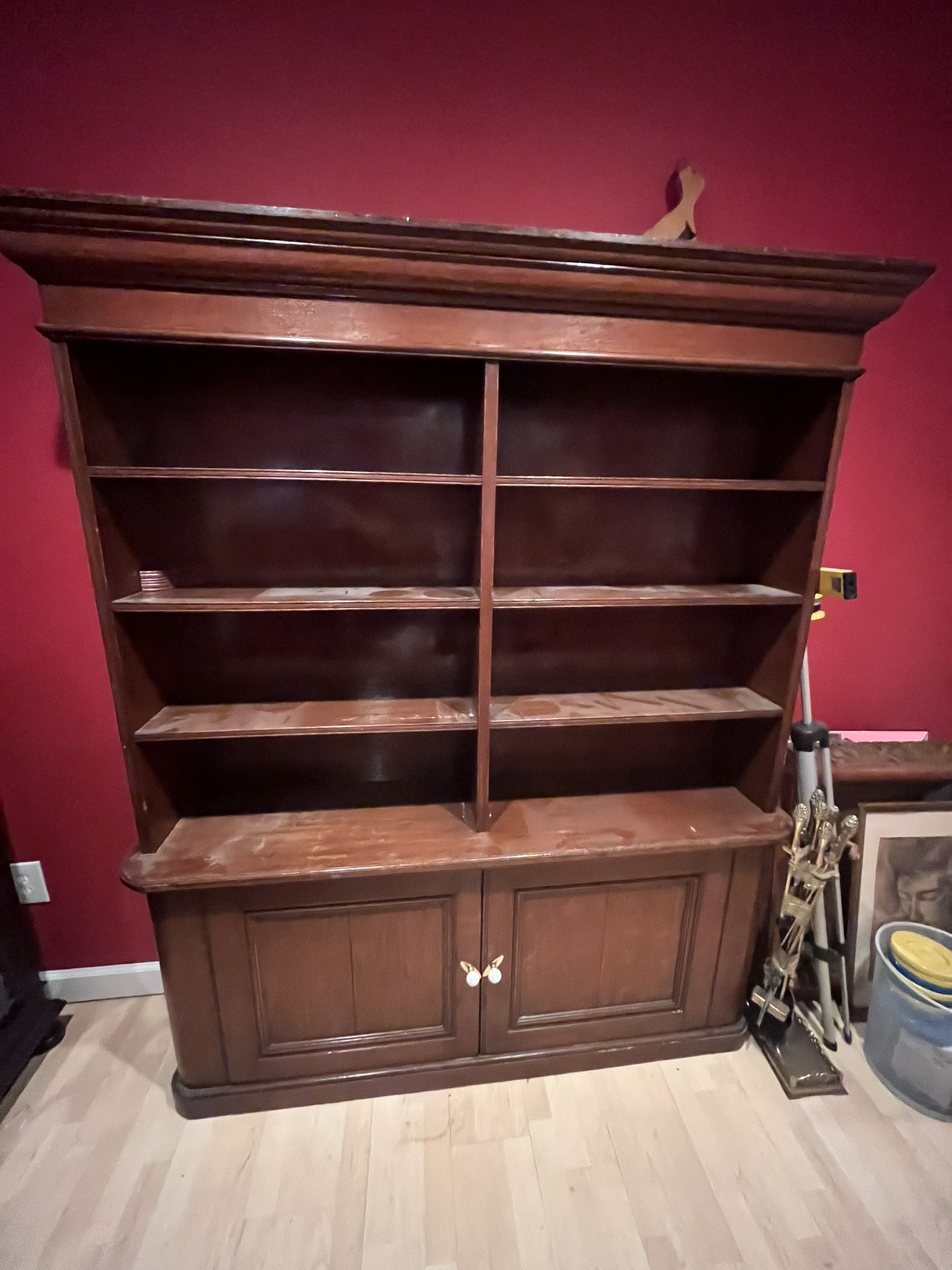 Solid Wood Shelving Unit / Hutch