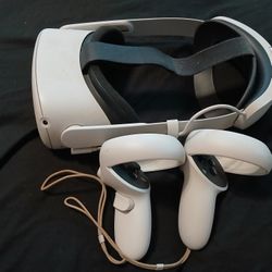 Meta Quest 2 With Battery Pack 