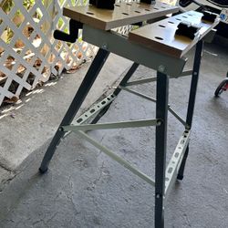 Wood Cutting Table