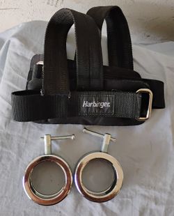 Barbell Collars And Deadlift Straps